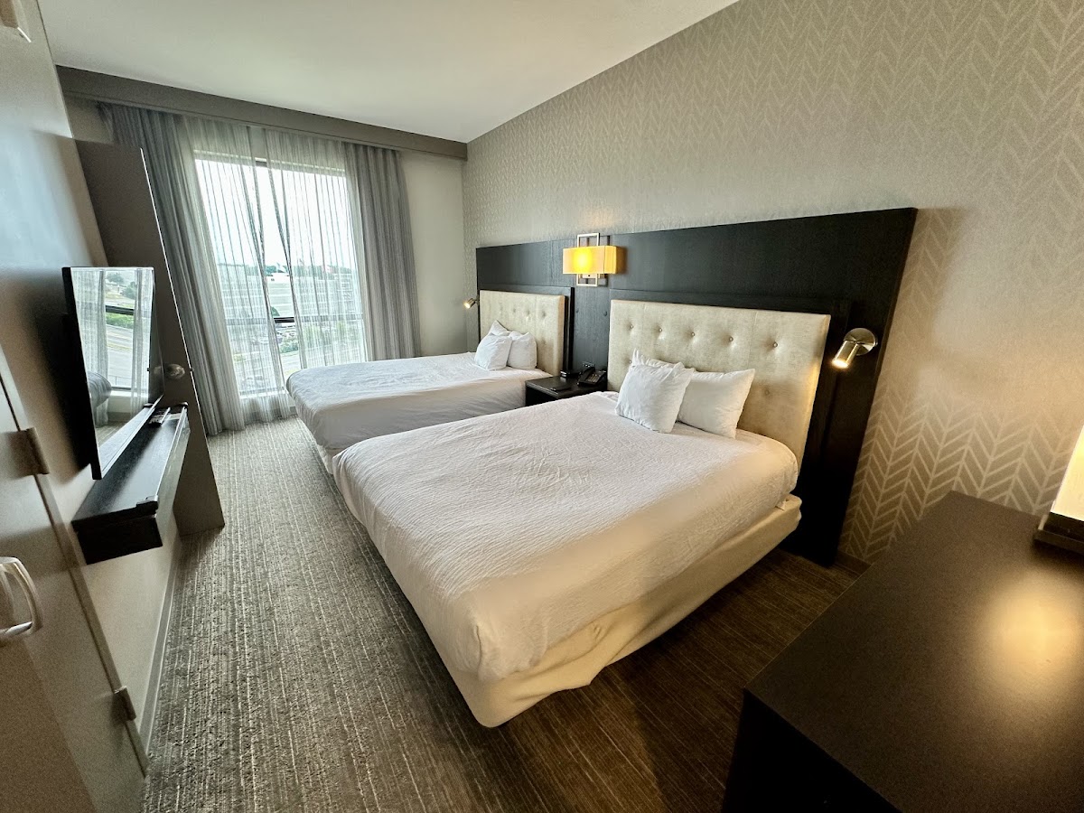 Embassy Suites by Hilton Syracuse Destiny USA photo 2