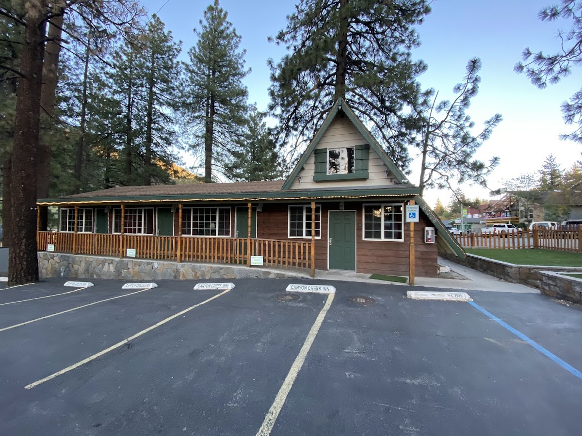 Canyon Creek Inn
