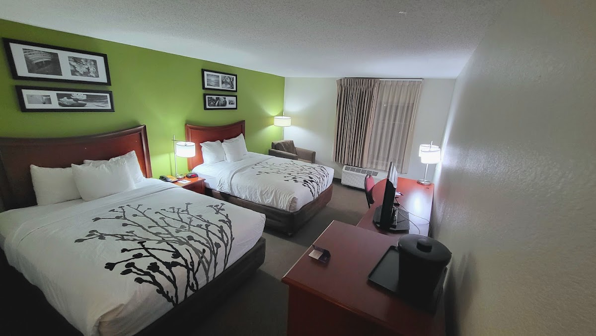 Sleep Inn & Suites Laurel near Fort Meade photo 2