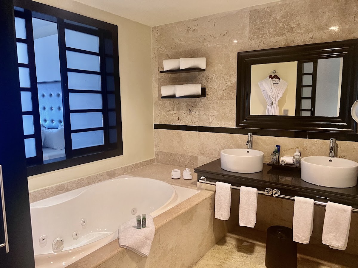 Hotel Grand Riviera Princess photo 3