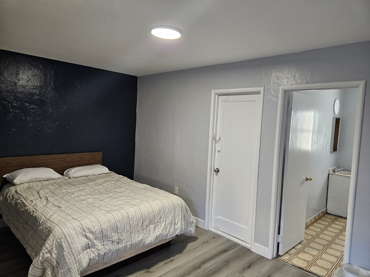 Nights Inn Motel photo 2