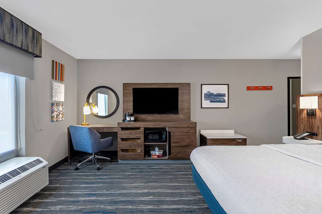 Hampton Inn & Suites Richmond photo 2