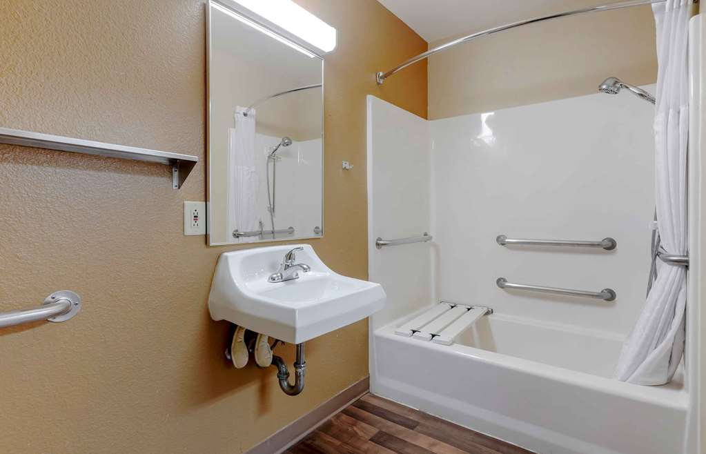 Extended Stay America Suites- Pleasant Hill - Buskirk Ave. photo 3