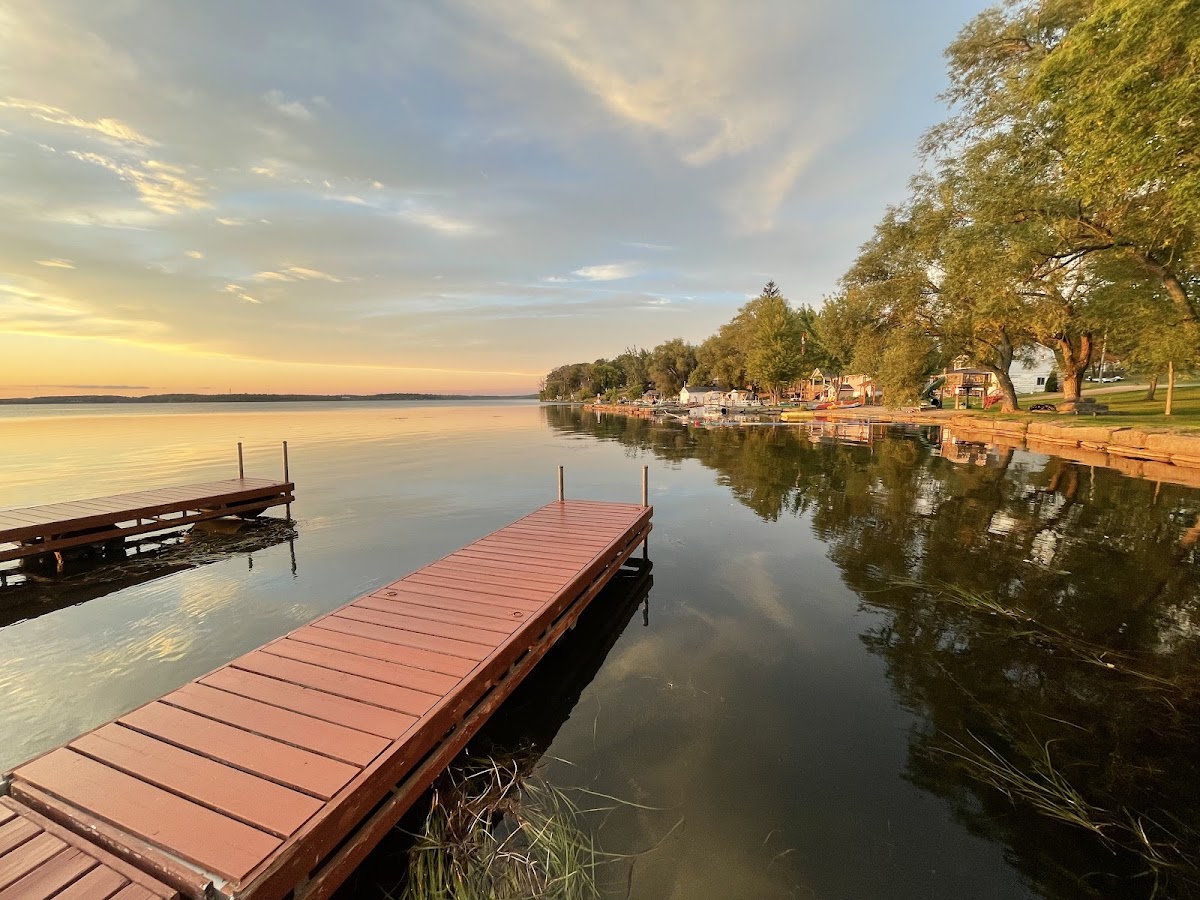 Sunset Cove Resort