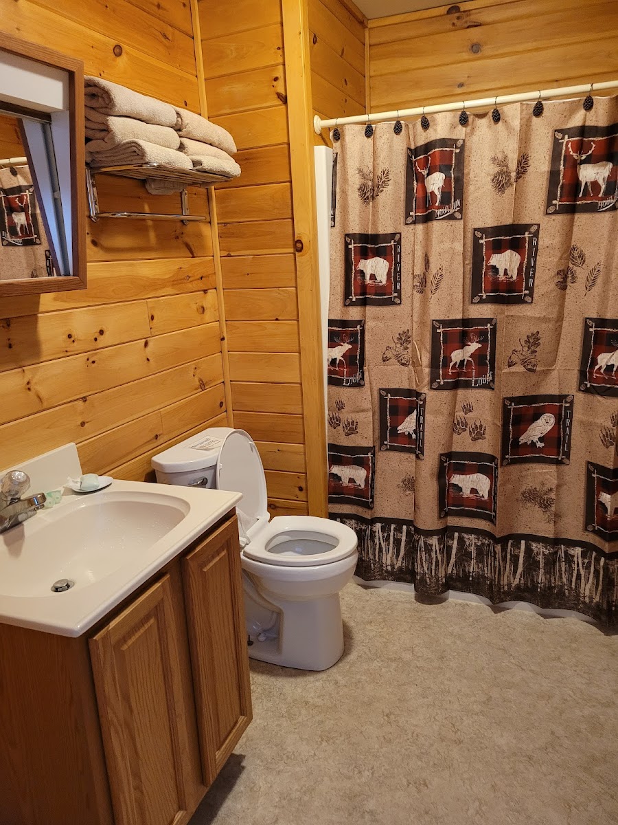 Lee's Motel & Cottages photo 3
