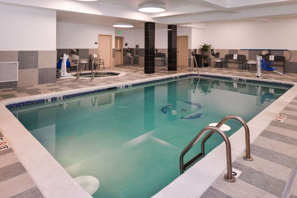 Hampton Inn & Suites Denver-Speer Boulevard photo 3