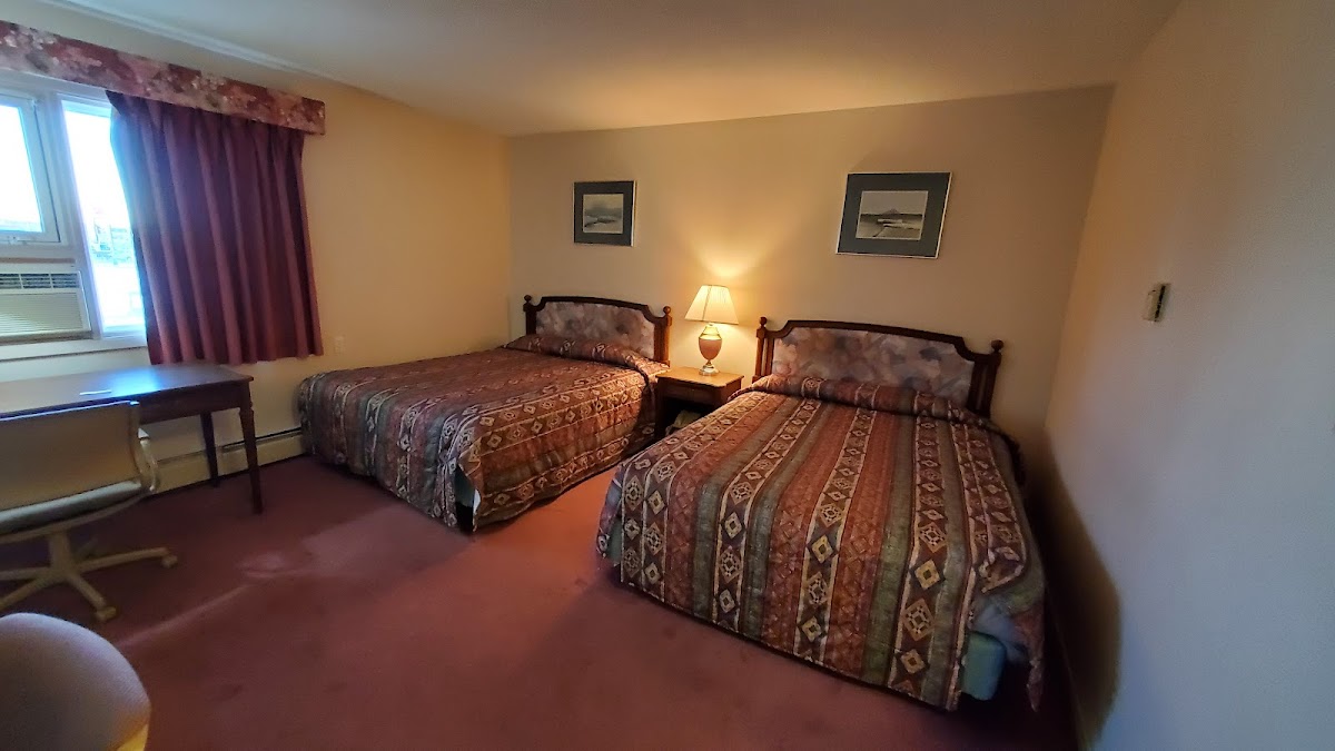 Highway Motor Inn