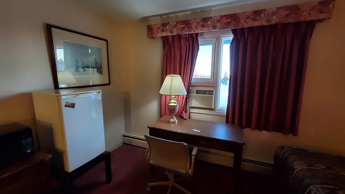 Highway Motor Inn photo 3