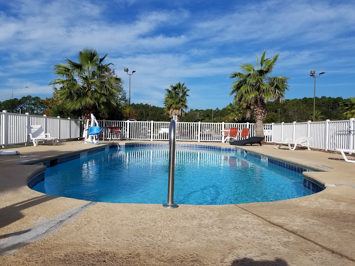 Microtel Inn & Suites by Wyndham Kingsland Naval Base I-95 photo 3
