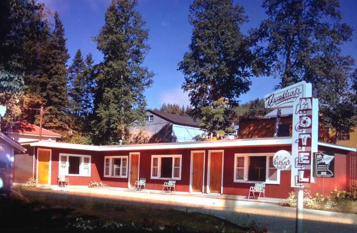 Basecamp Bungalows