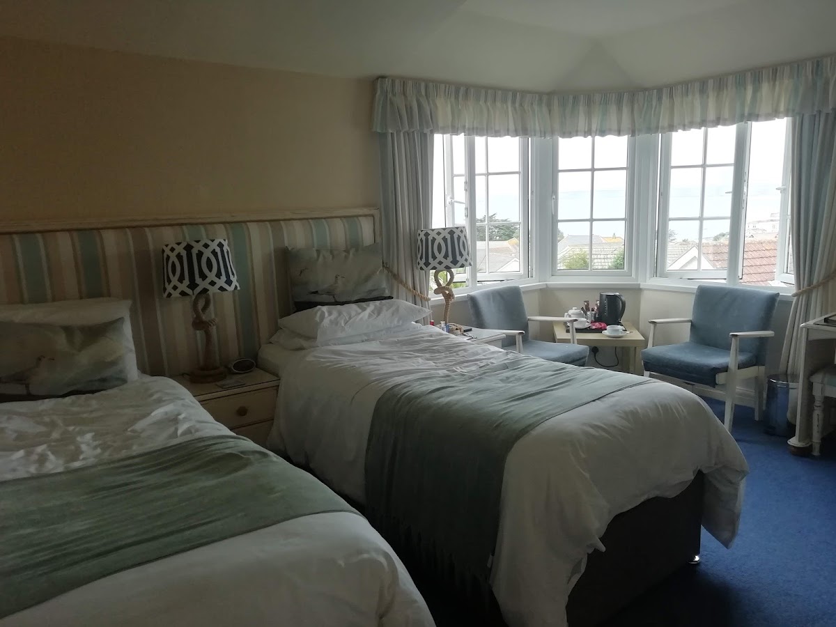 Lamorna Lodge photo 3