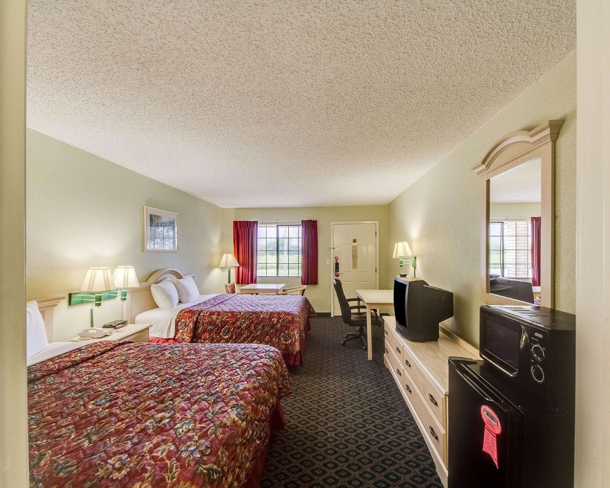 Econo Lodge Falfurrias Hwy 281 photo 2