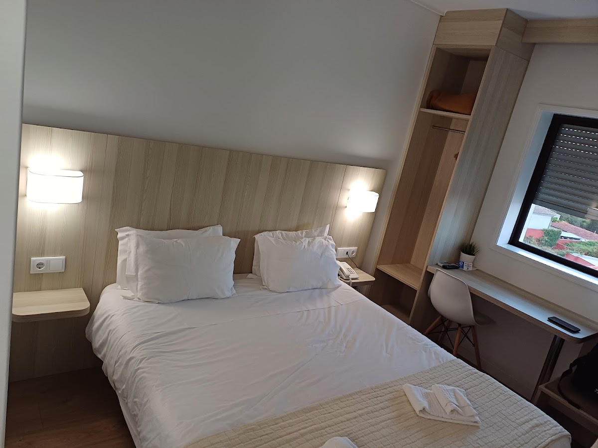 Room 9