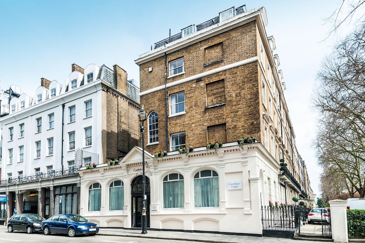 The Castleton Hotel