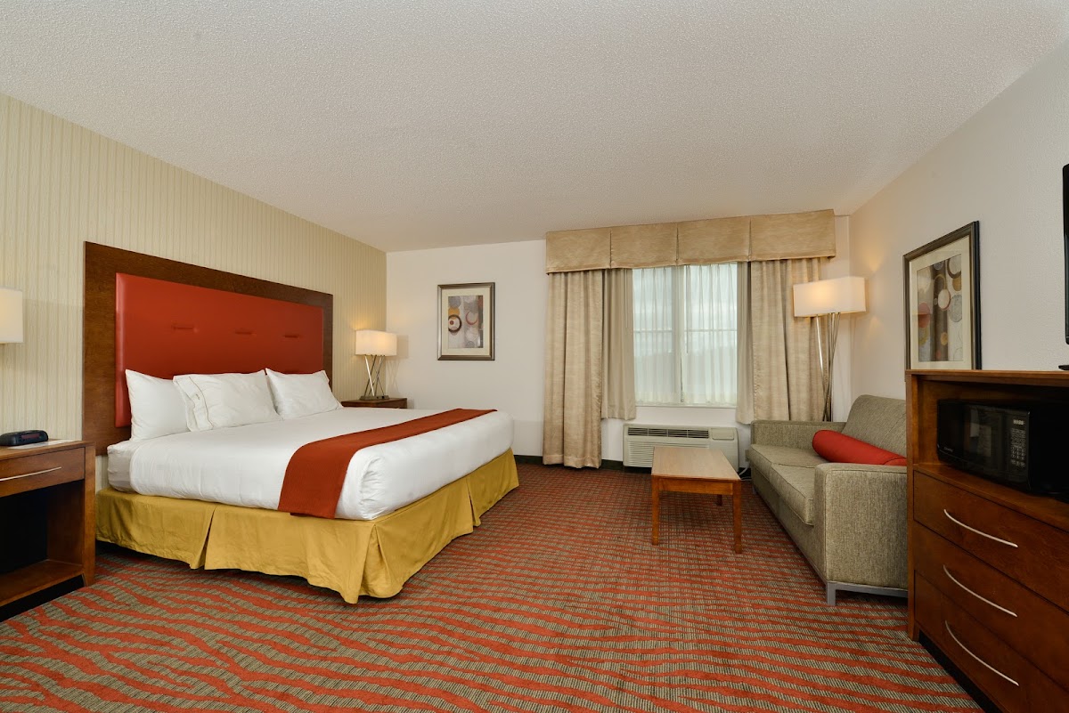 Holiday Inn Express Boston-Milford by IHG photo 2