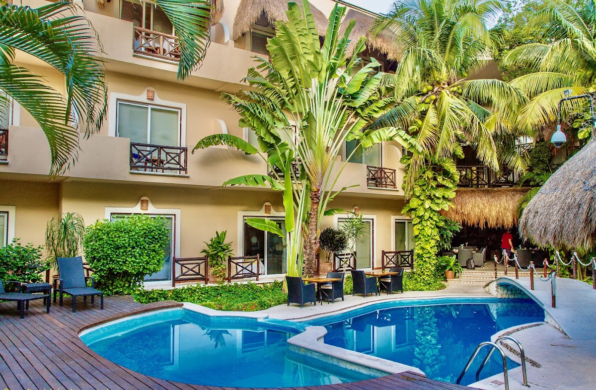 Riviera Del Sol