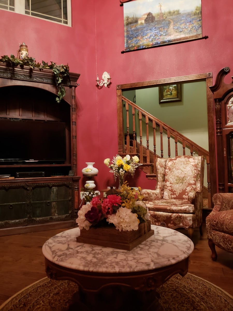 Yellow Rose Inn photo 3