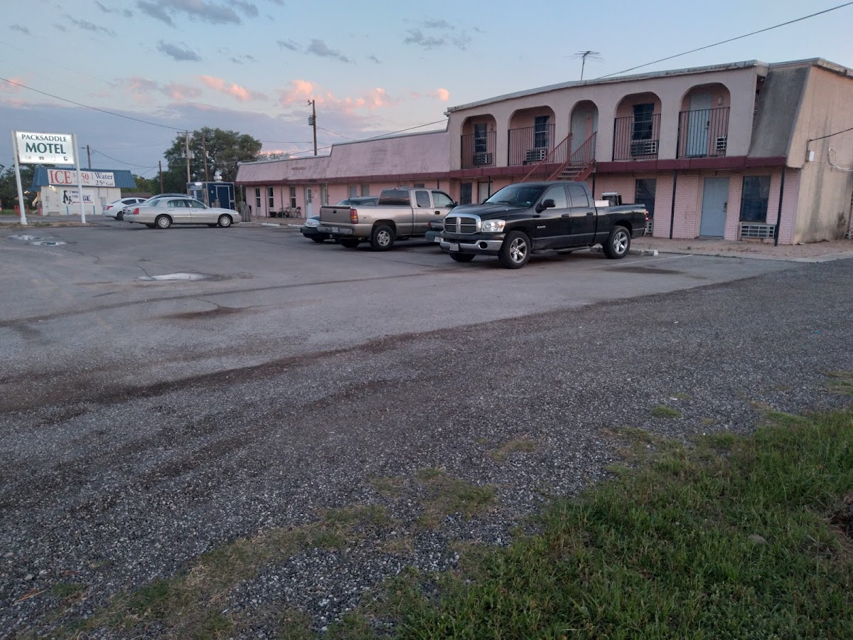 Pack Saddle Motel