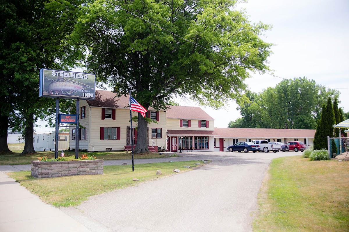 Steelhead Inn