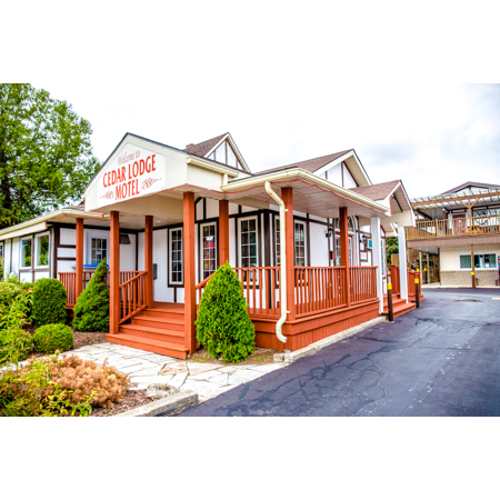 Cedar Lodge Motel