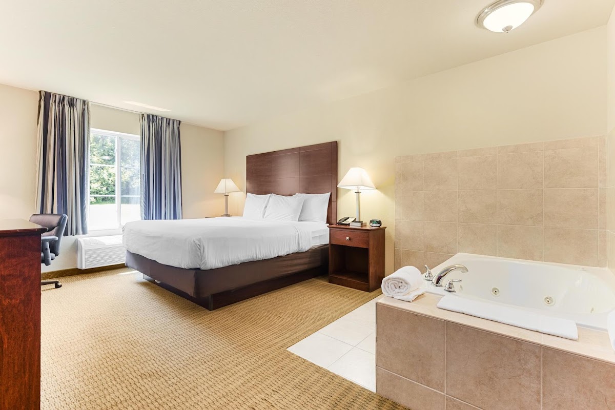Cobblestone Hotel & Suites - Knoxville photo 2