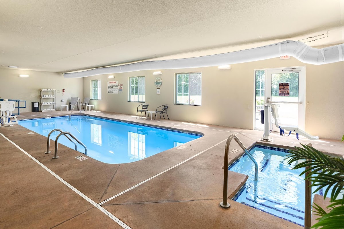 Cobblestone Hotel & Suites - Knoxville photo 3