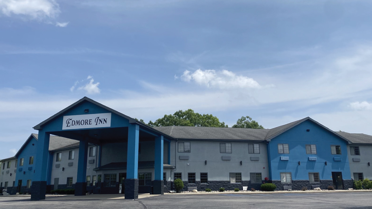 Edmore Inn (formerly Maxfield's Inn)