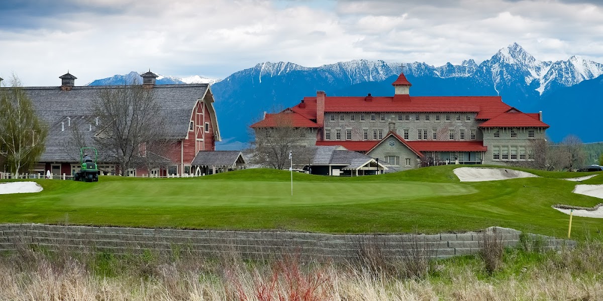 St. Eugene Golf Resort & Casino