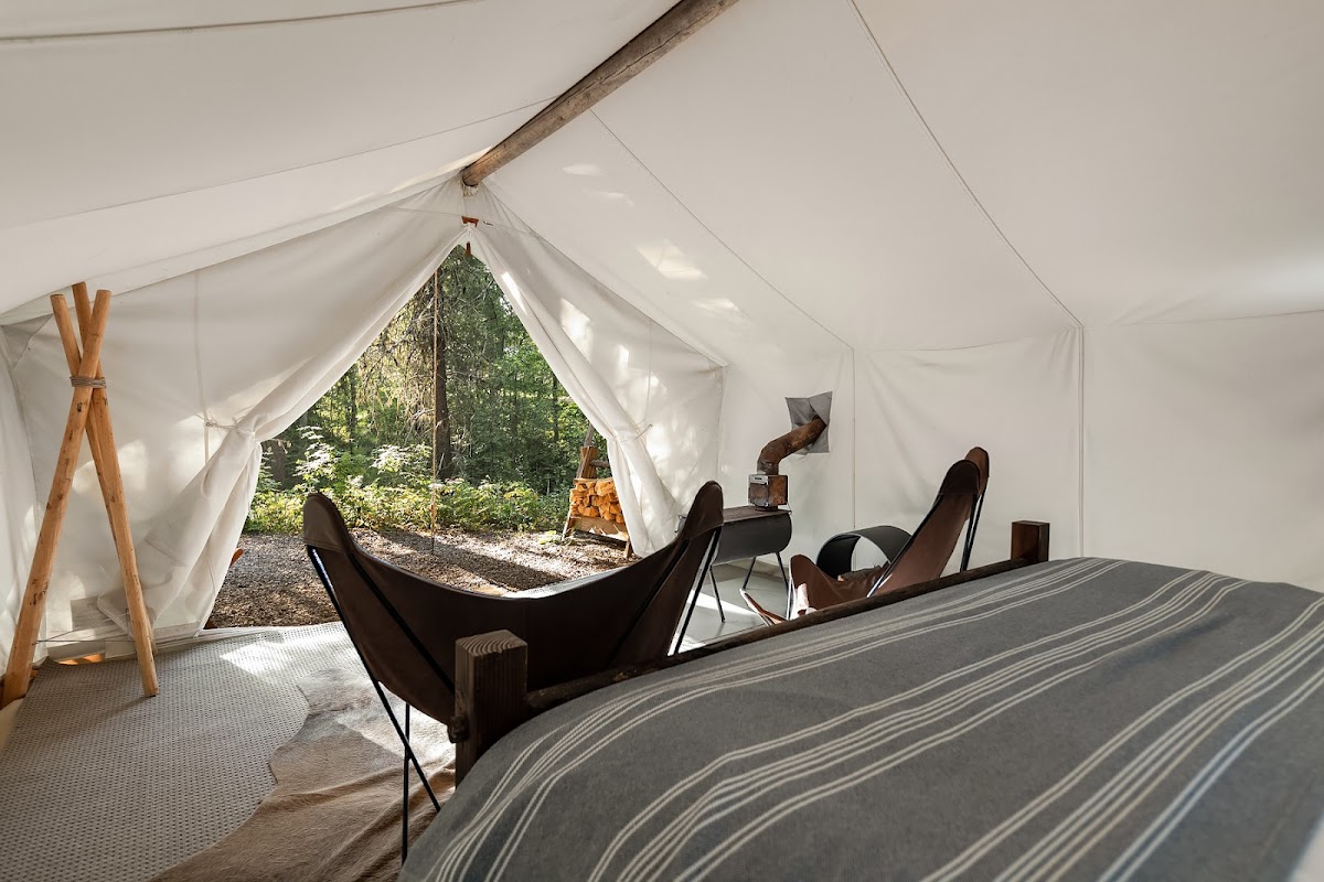 Under Canvas Glacier photo 2