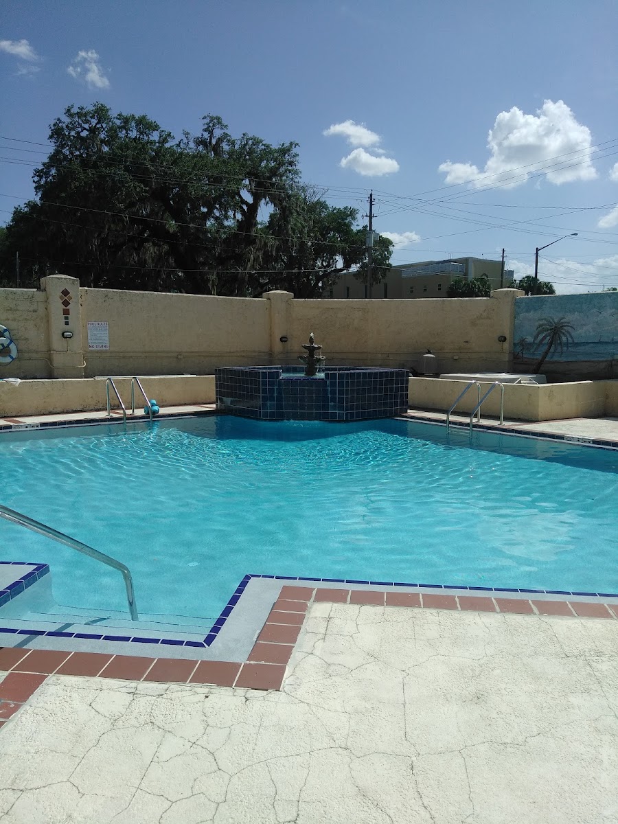 Ritz Historic Inn photo 2