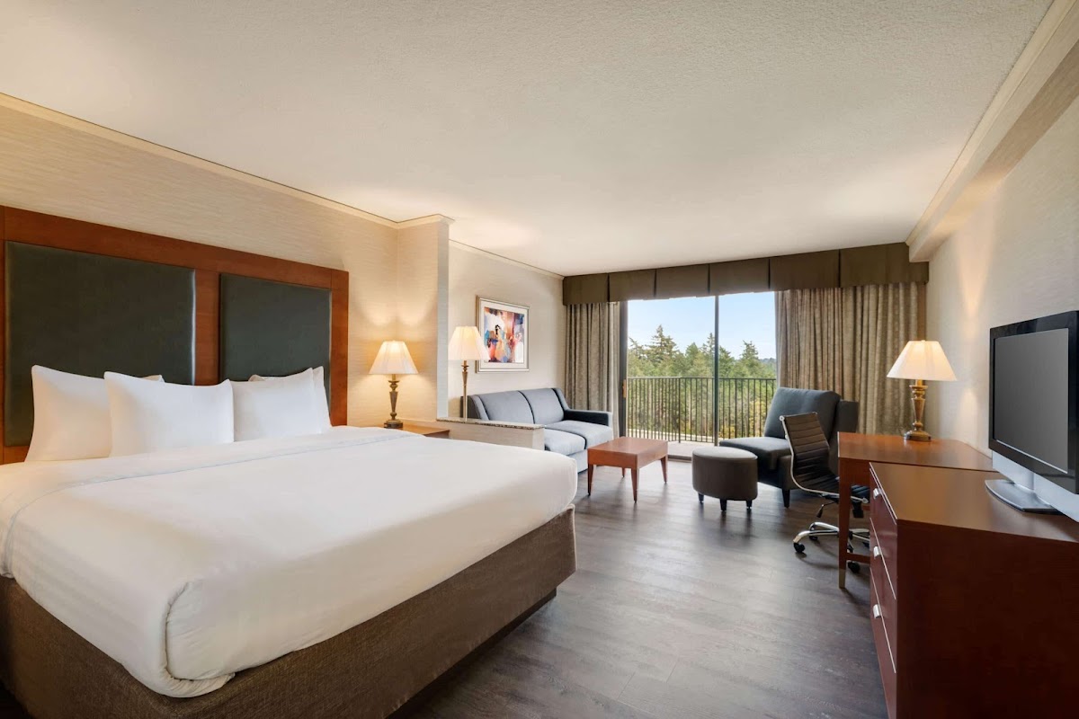 Baymont by Wyndham Bremerton WA photo 2