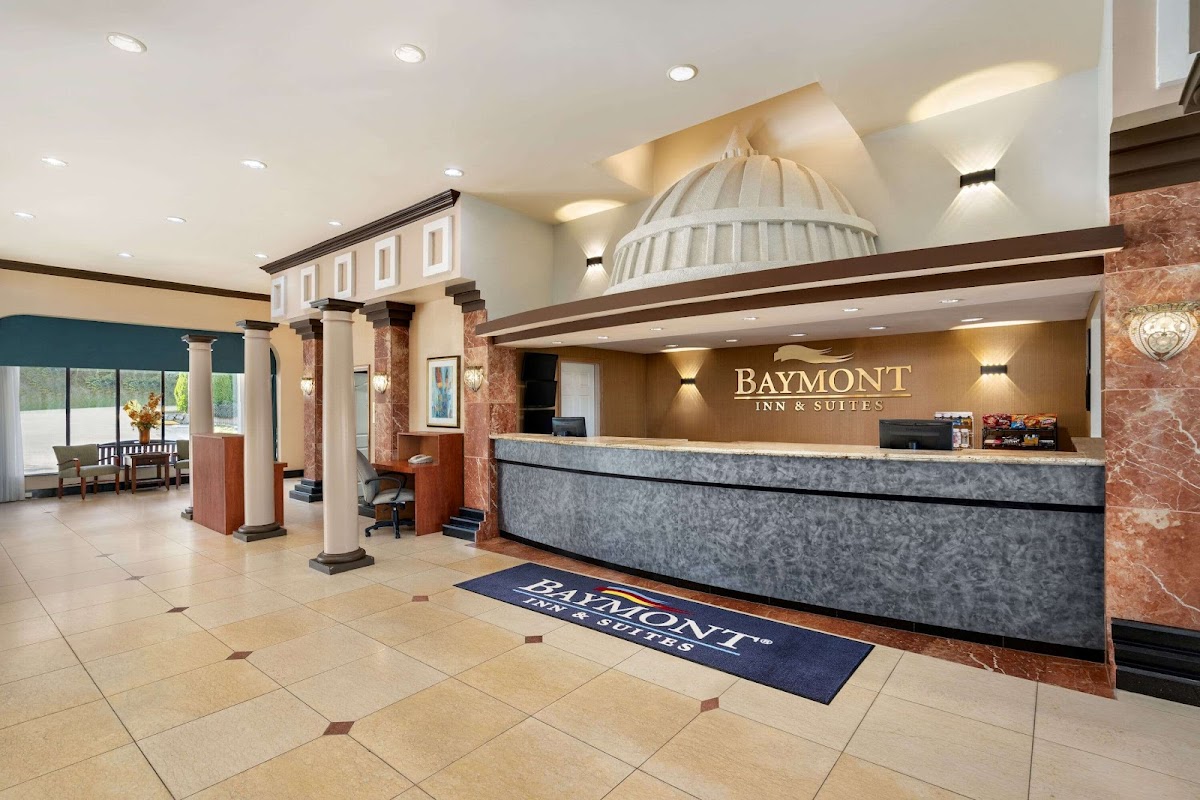 Baymont by Wyndham Bremerton WA photo 3
