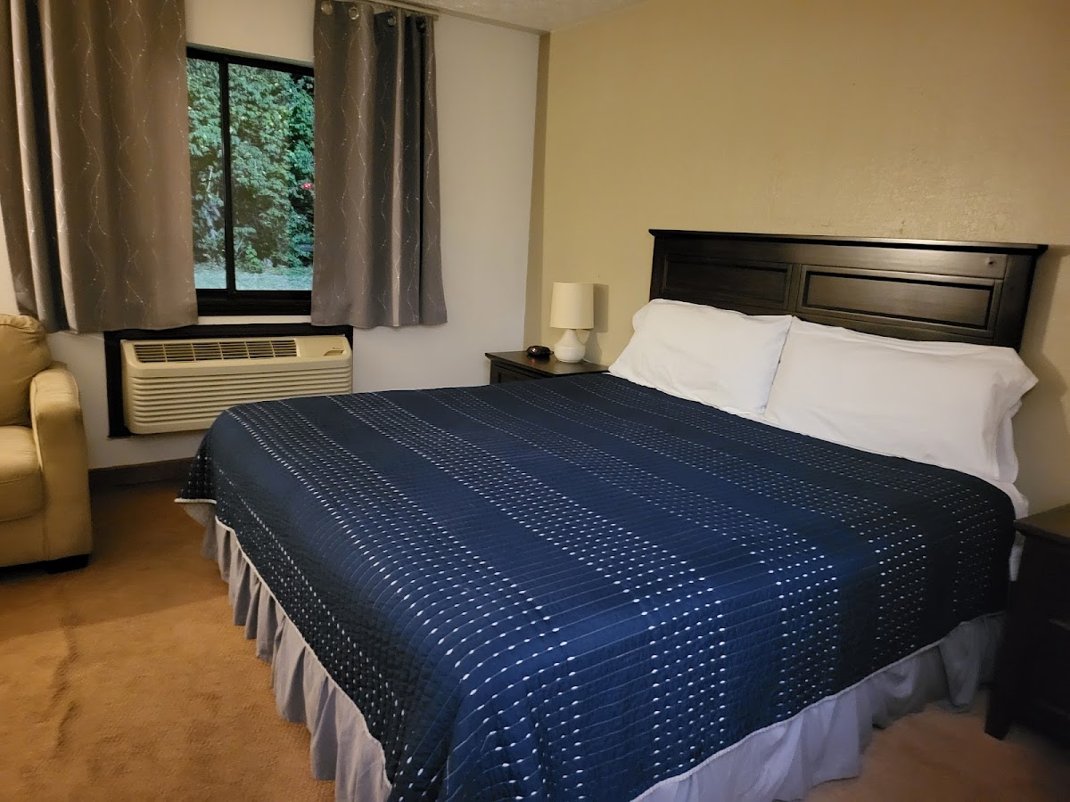 Derby Inn And Suites