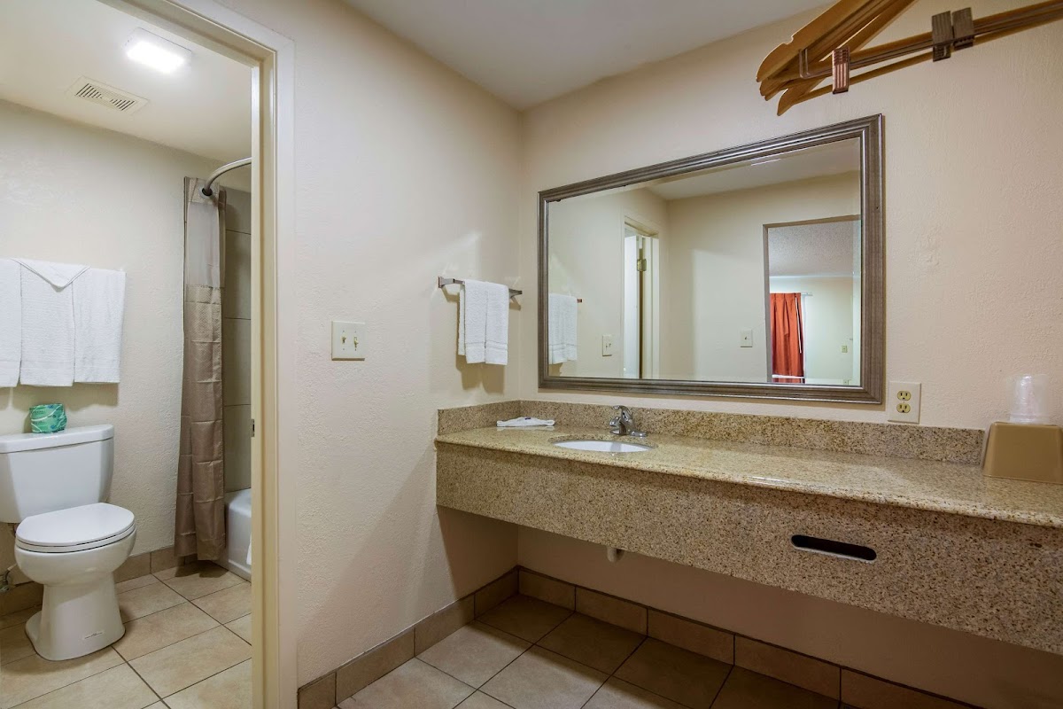 Motel 6 Winnie, TX photo 2