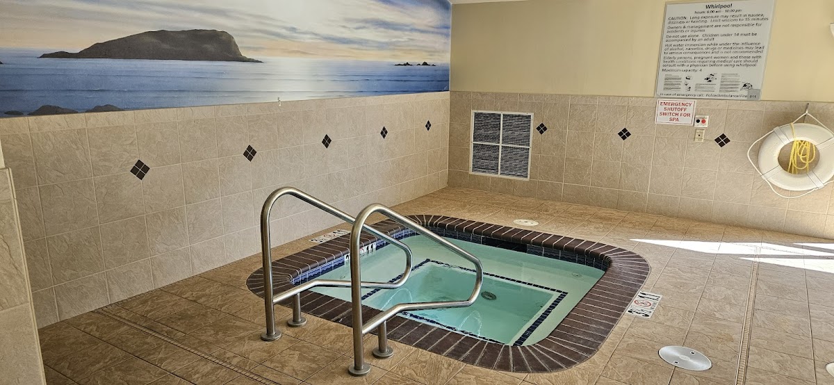 Hampton Inn & Suites Arcata, CA photo 3