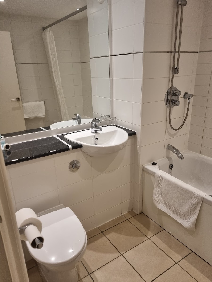 Gainsborough House Hotel photo 3