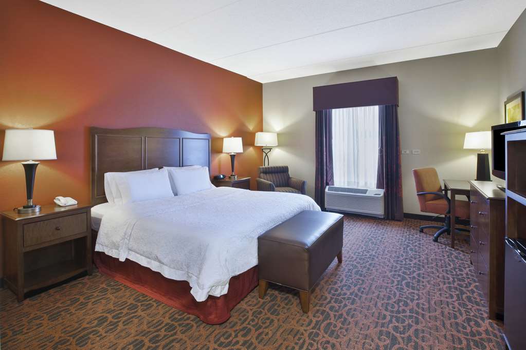 Hampton Inn Brockport photo 2