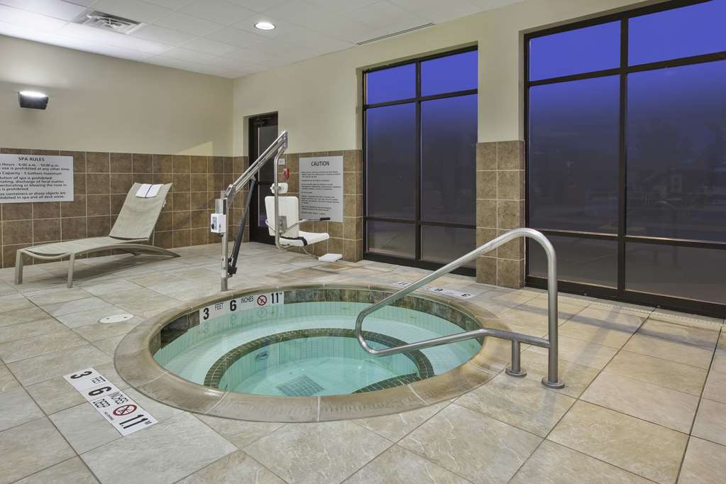Hampton Inn Brockport photo 3