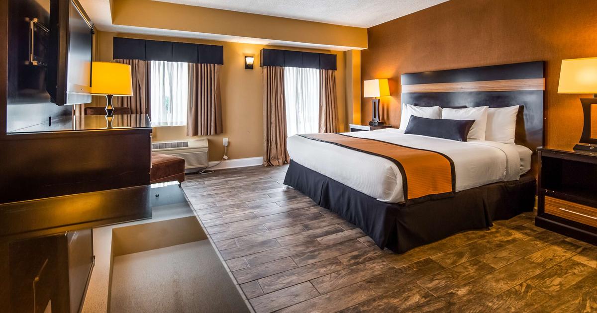 Best Western Plus Media Center Inn & Suites photo 2