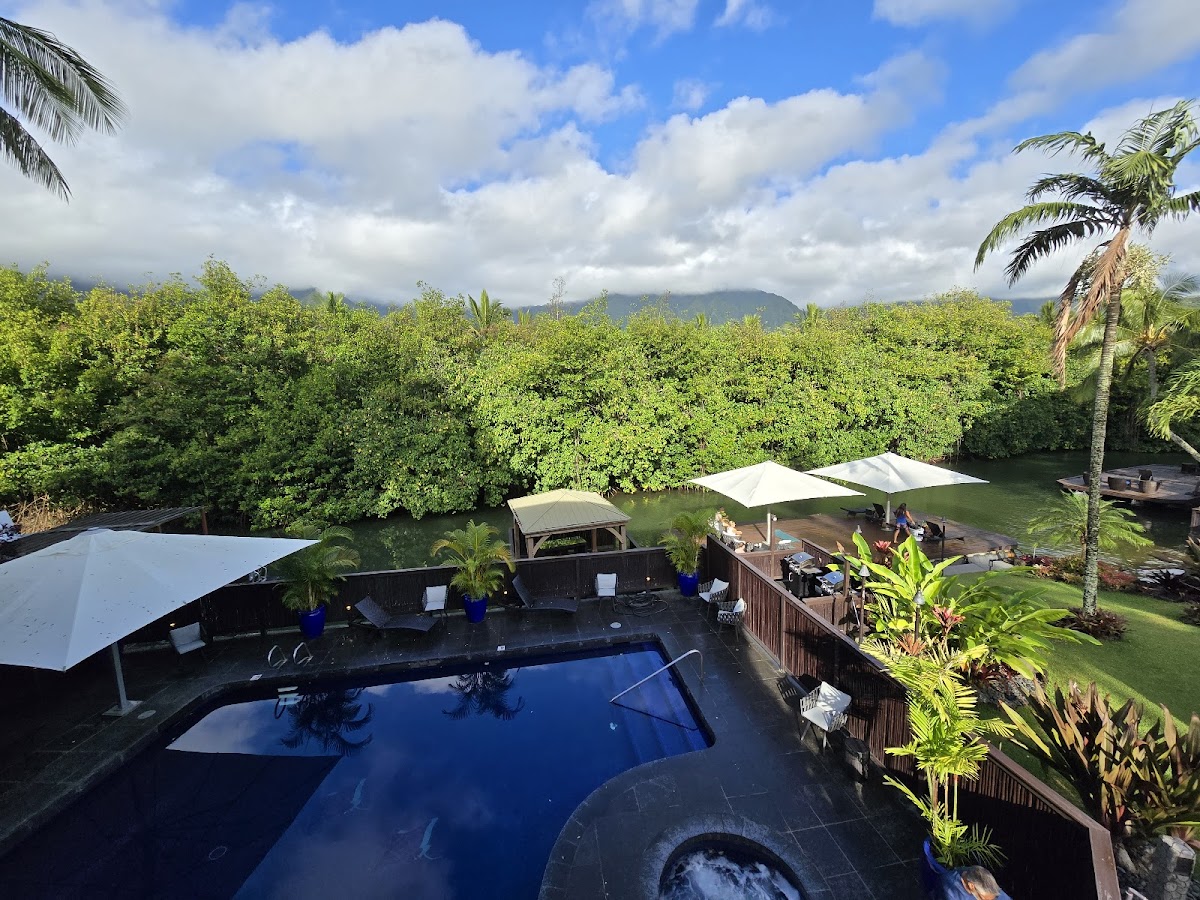 Paradise Bay Resort