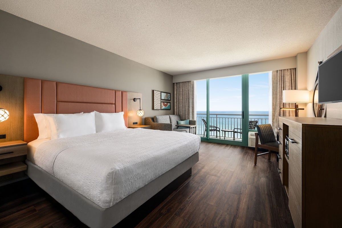Hampton Inn Virginia Beach-Oceanfront South photo 2
