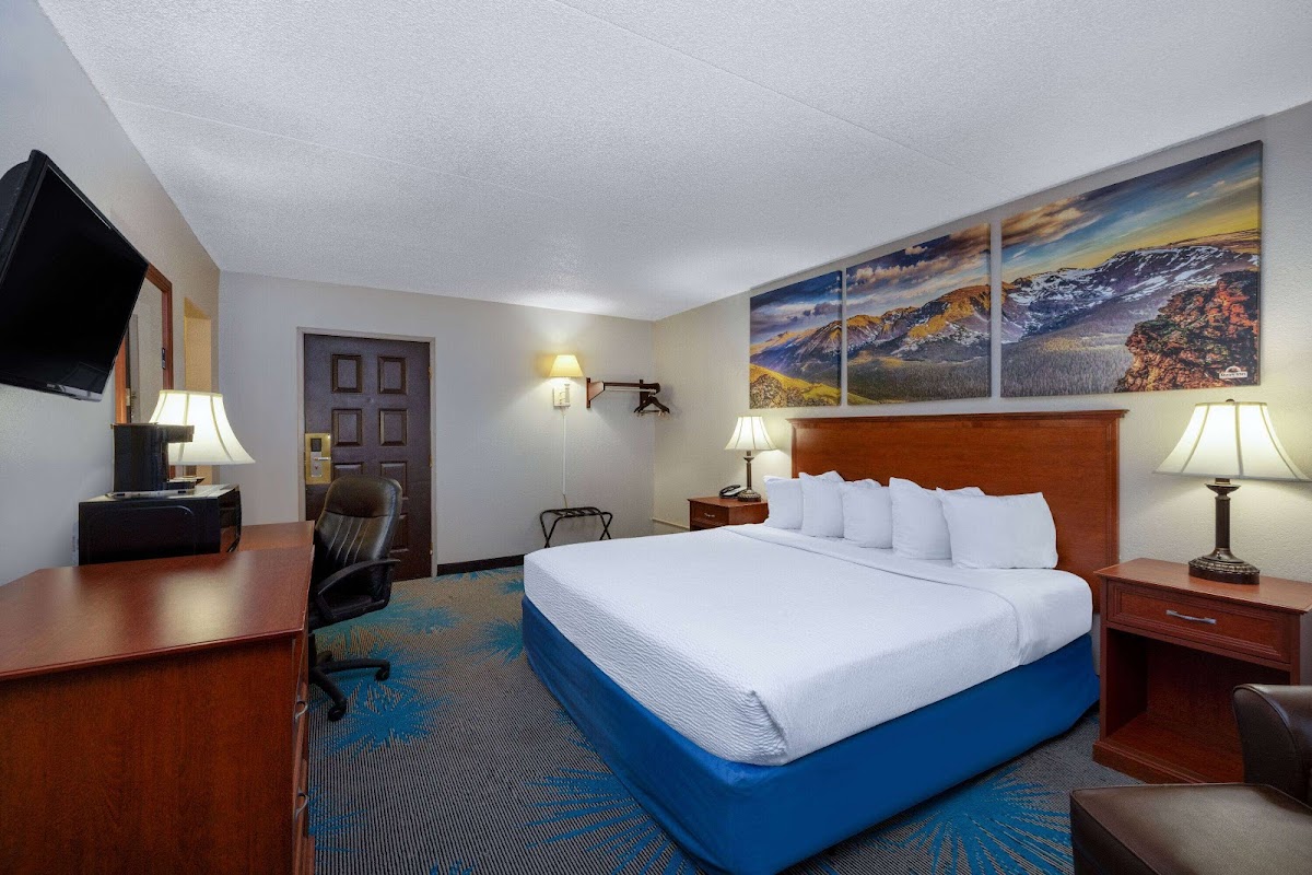 Days Inn by Wyndham Casper photo 2