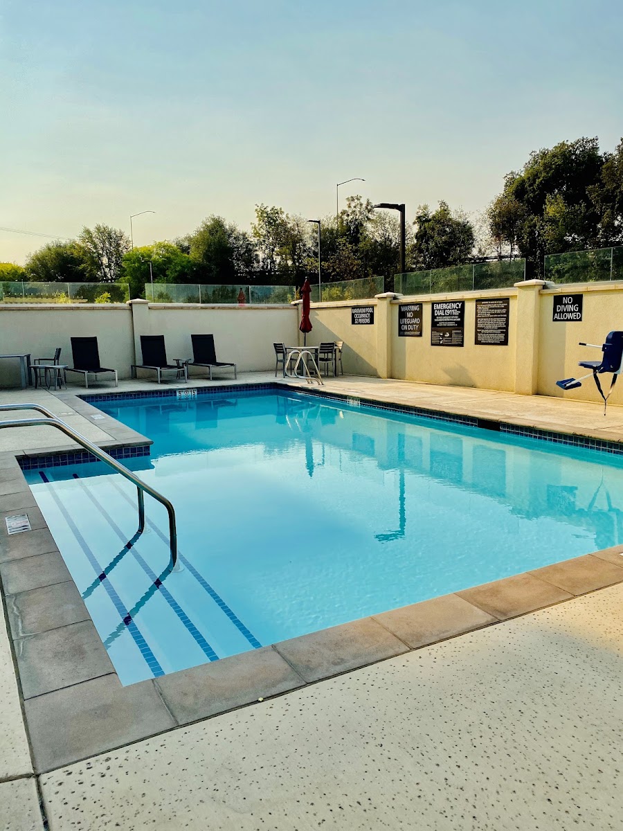 Hampton Inn & Suites Sacramento at CSUS photo 3