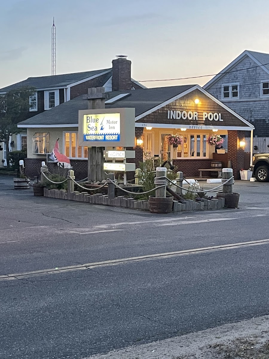 Blue Sea Motor Inn photo 3