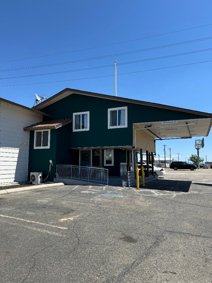 NAMPA INN AND SUITES photo 3