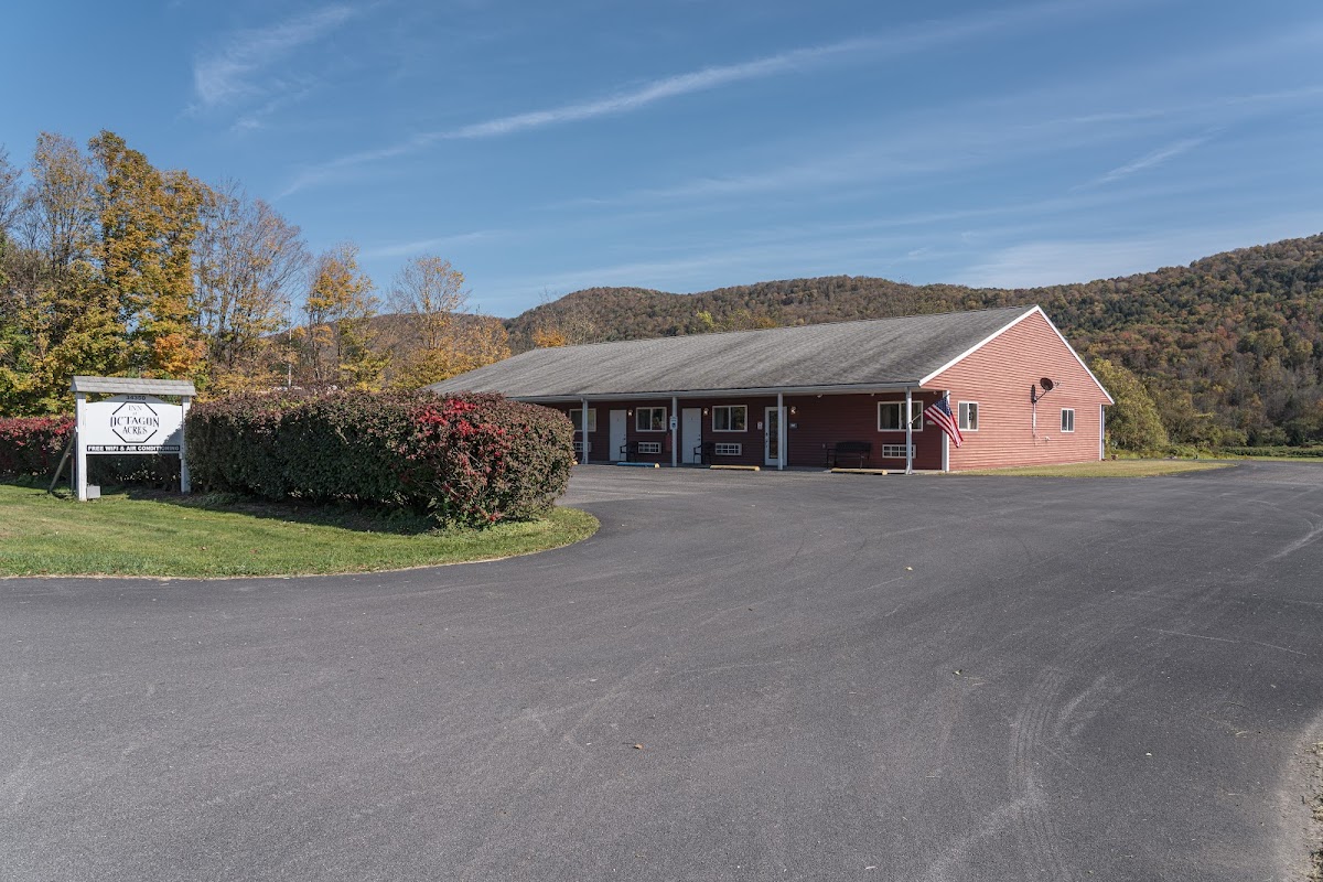 Inn at Octagon Acres