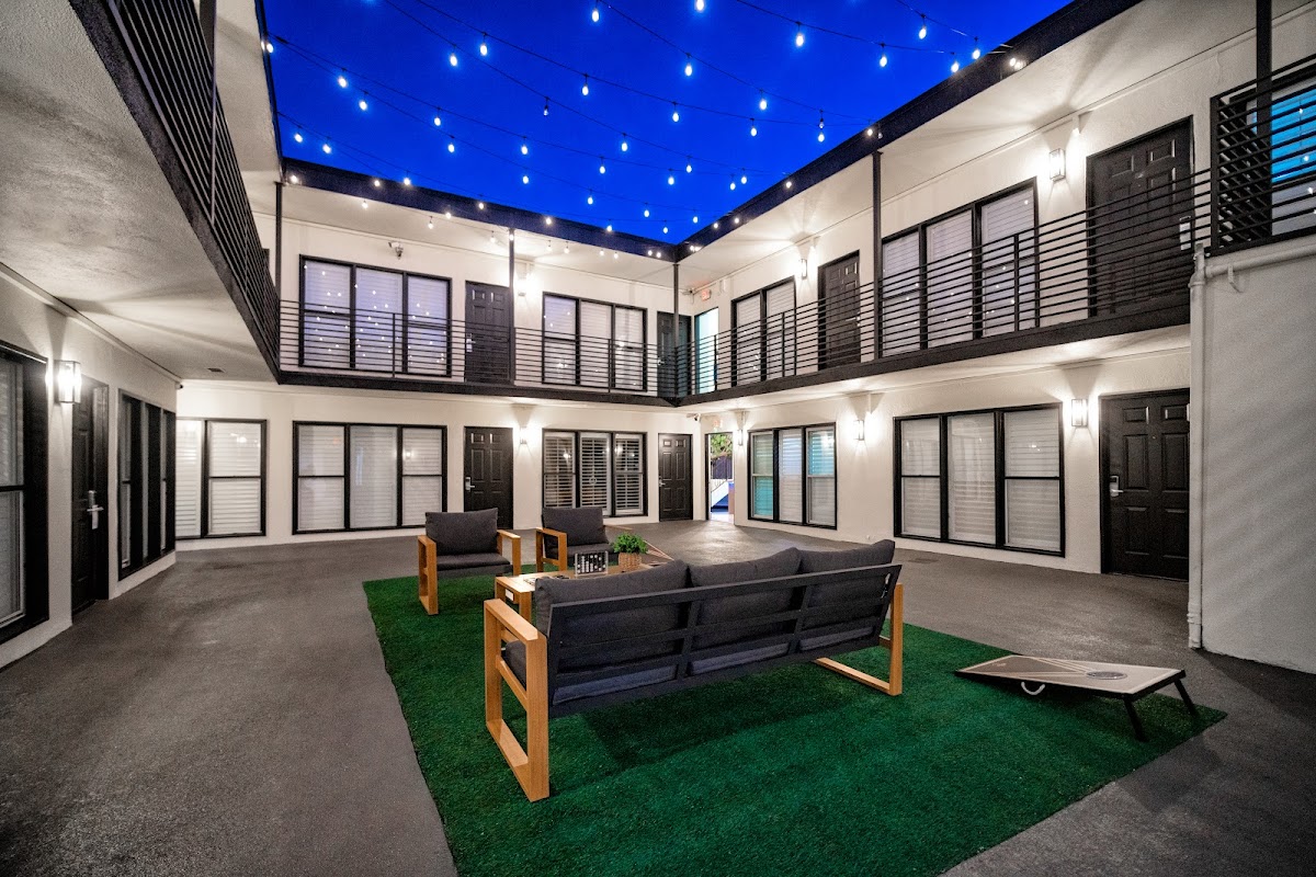 LYFE INN & SUITES by AGA - Beverly Hills