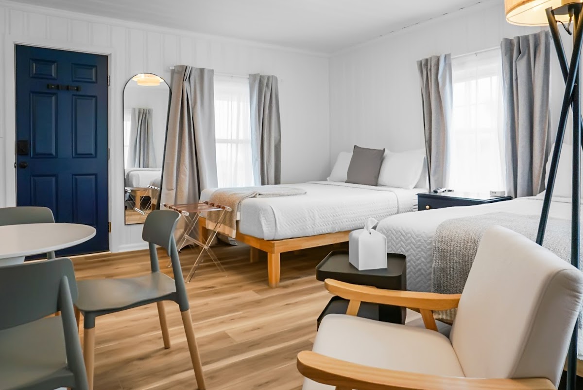 The Boardwalk Inn photo 2