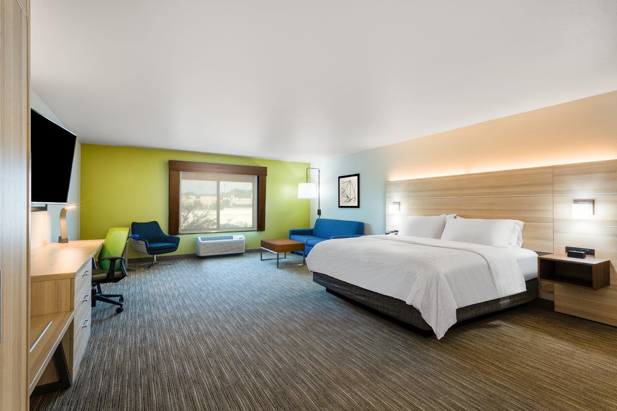 Holiday Inn Express & Suites Lewisburg by IHG photo 2