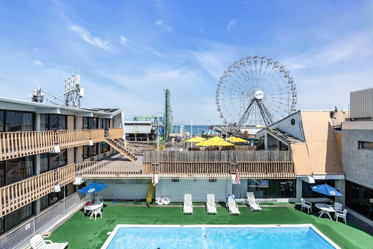 Aztec Ocean Resort